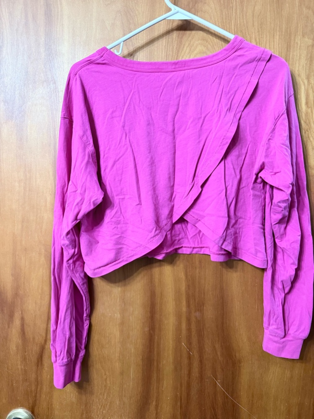 Fabletics Crop Slit Back - Picture 4 of 5